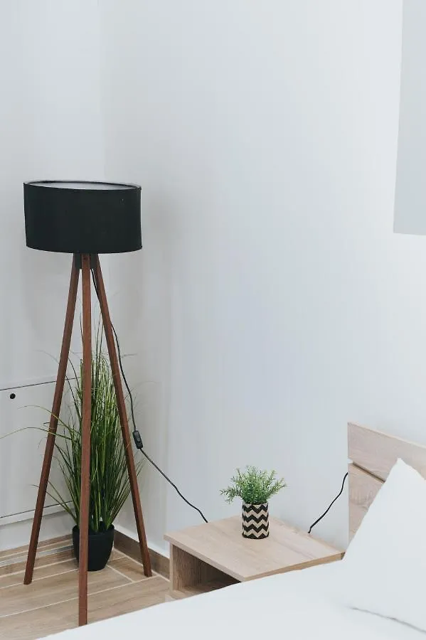 Comfy And Stylish Apartment Selanik 0*,
